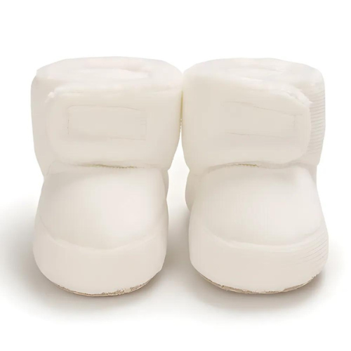 Chaussure bébé blanche en laine pour hiver