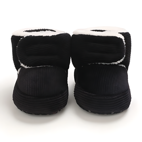 Chaussure bébé velours laine noire élégante