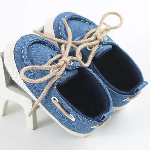 Chaussure élégante bébé bleue à lacet