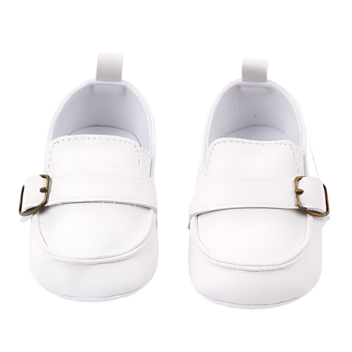 Mocassin bébé blanc élégant