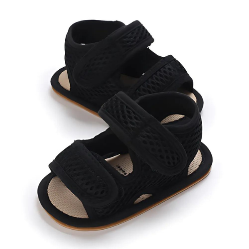 Sandale noire en maille avec semelle antidérapant