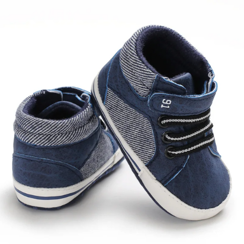 Tennis bébé bleu marine style denim à lacets