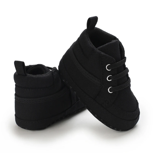 Tennis bébé noir à lacets pour hiver