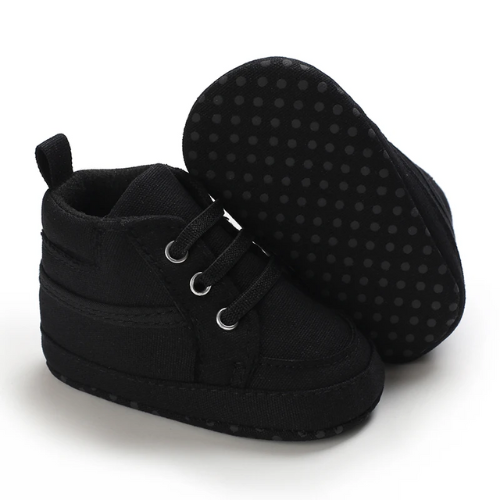 Tennis bébé noir à lacets semelle anti-dérapante