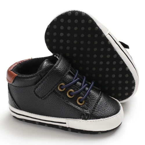 Tennis bébé noir et blanc à lacets semelle anti-dérapante