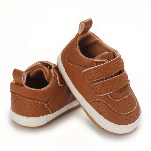 Tennis bébé suédé marron fermeture scratch