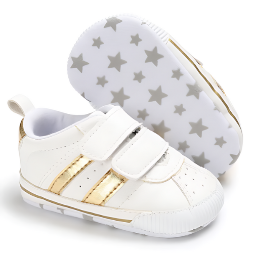 Chaussure bébé dorée et blanche sportive avec semelle antidérapante