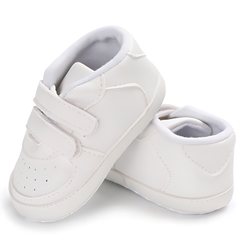 Chaussure blanche classique pour bébé