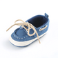 Chaussure élégante bleue pour bébé fermeture lacets