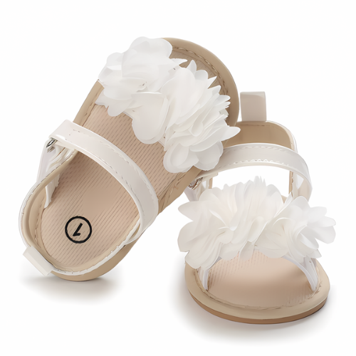 Sandale en cuir couleur blanche florale premier pas bébé