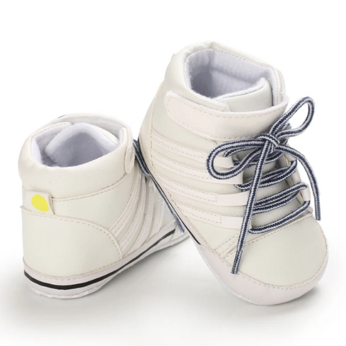 Tennis bébé blanc verni et cuir à lacets pour hiver