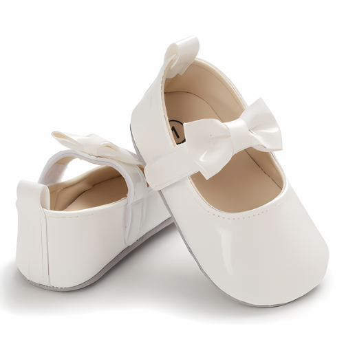 Ballerine bébé vernis blanc nœud élégant