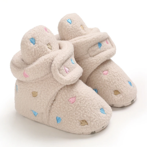 botte bébé rose motif cœur coloré