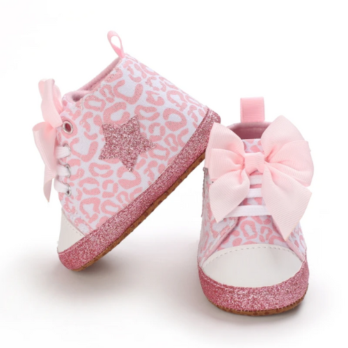 chaussure bébé rose paillettée design