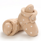 intérieur chaussure bébé rose motif cœur blanc
